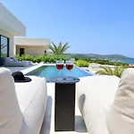 Cloud 9 D1 Villa