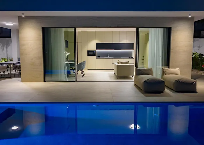 Cloud 9 D1 Villa *