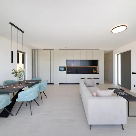 Cloud 9 D1 Vila Tkon